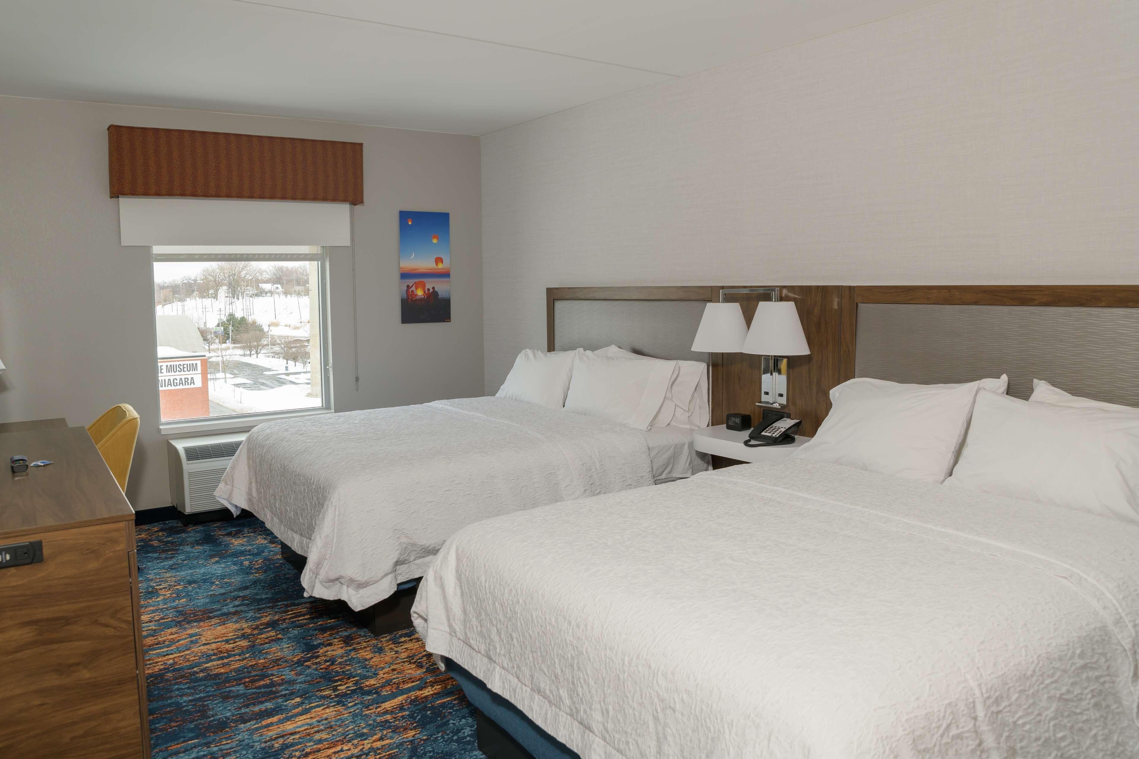Hampton & Bayfront Hotel