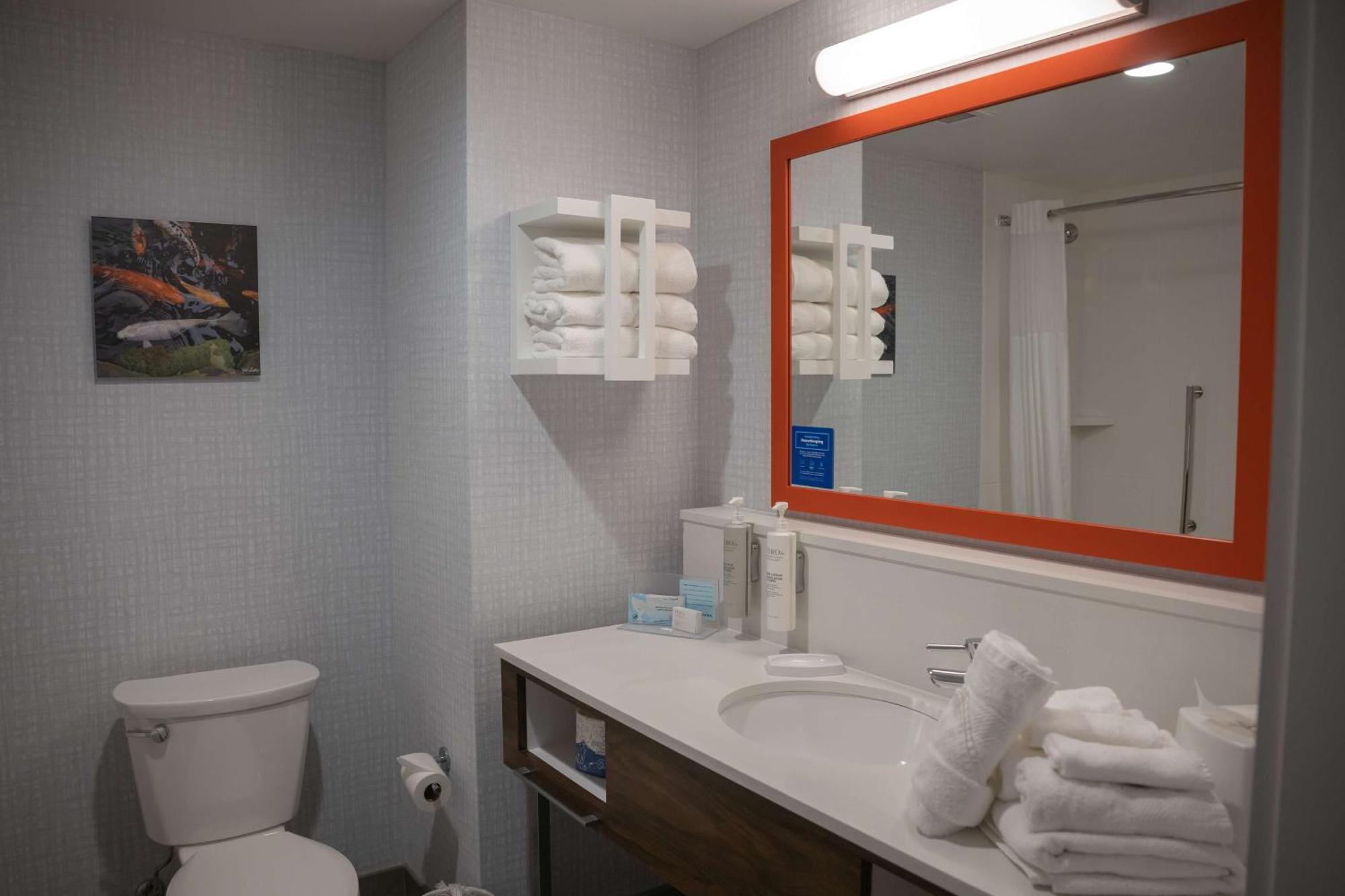 Hotel Hampton & Bayfront 3*